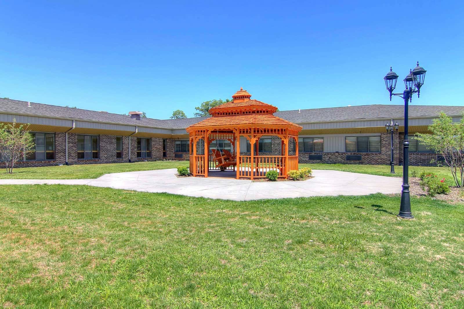 Great Lakes Healthcare Center photo 4